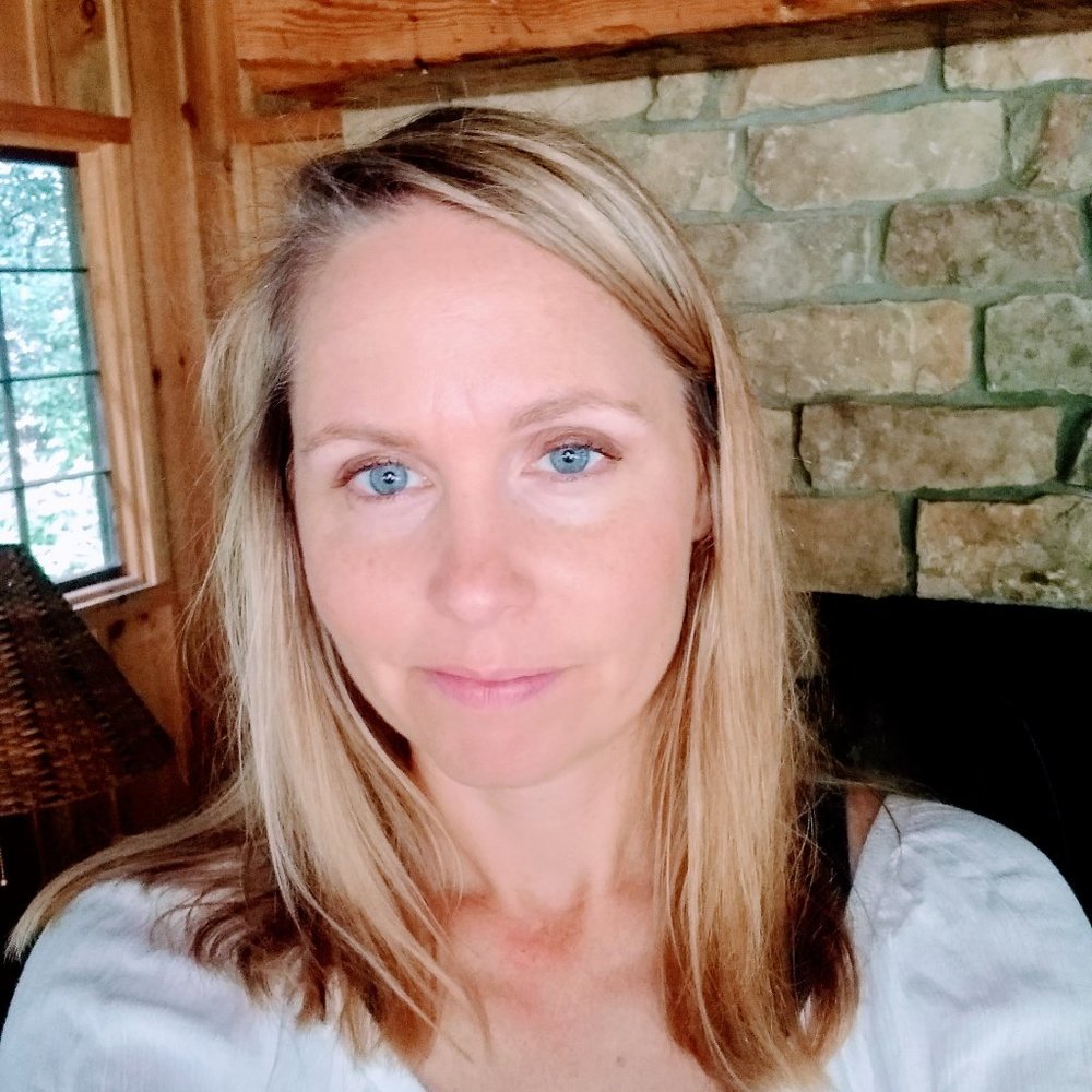 Meet your Posher, Desirae